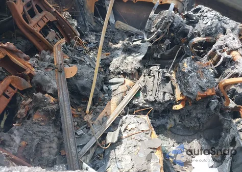 2014 Hyundai Sonata Limited z USA, uszkodzony, nr VIN 5NPEC4AC5EH838693